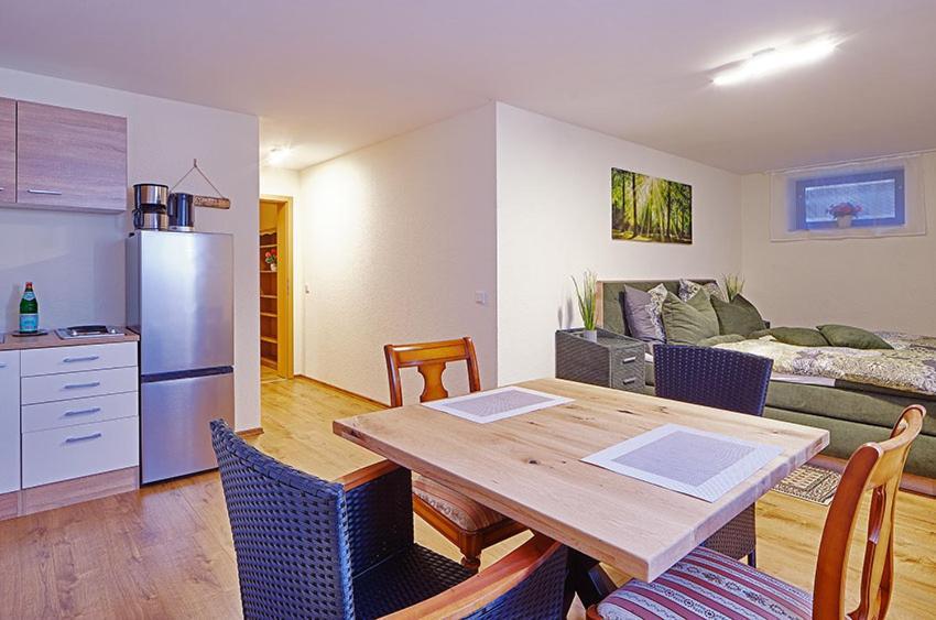 Komfort Appartement Moers-Repelen - Ruhige Lage - Sackgasse Экстерьер фото
